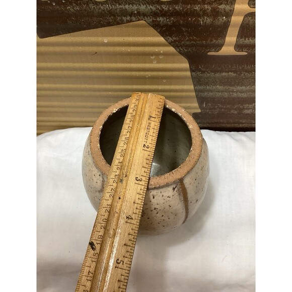 Vintage Studio Pottery Stoneware Jar With Lid Artist Signed Pumpkin Look Heavy - Picture 11 of 13